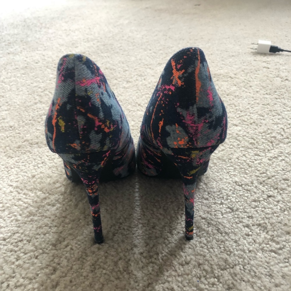 Denim Neon Paint Splatter Stiletto Heels - Pink, Yellow, Blue Jeans Retro 80s - Picture 4 of 6